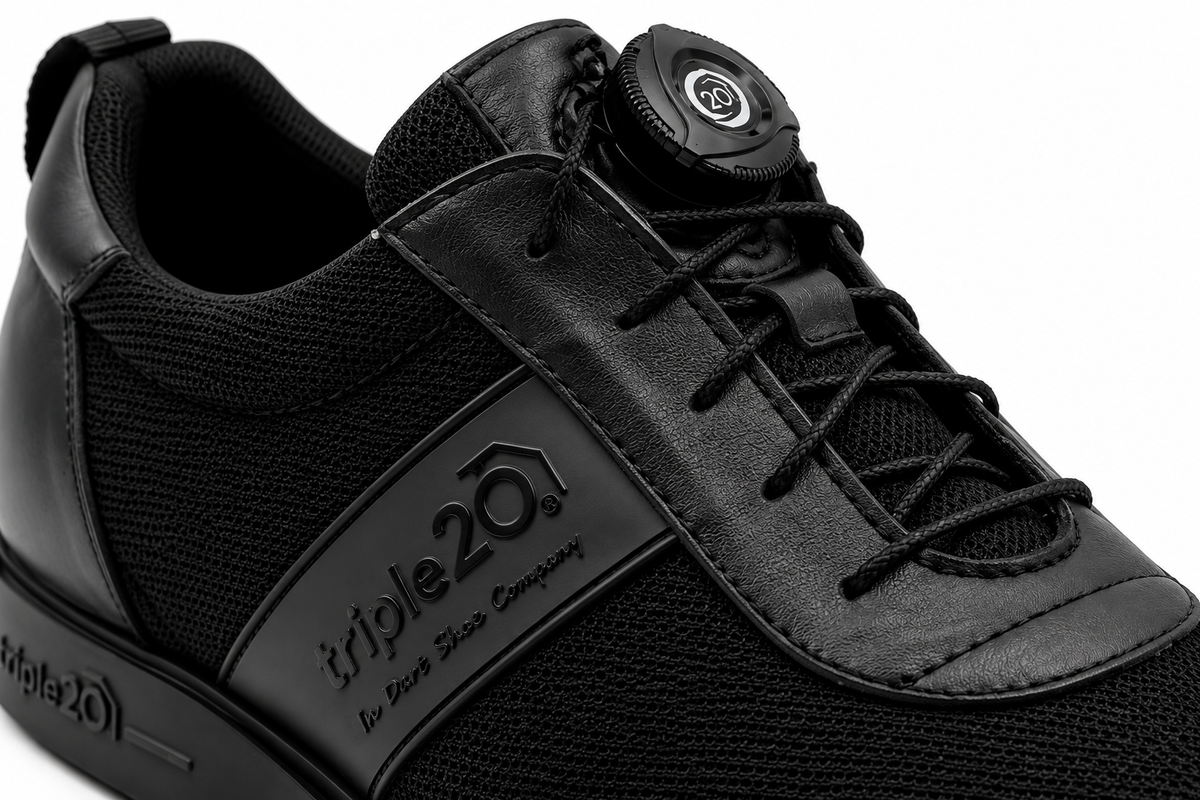 Triple20 Dartschuh Textil schwarz